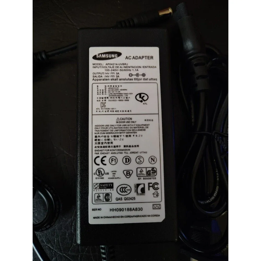 AC100V-240V For Samsung LED LCD Desktop Computer Display Power Adapter 14V 3A